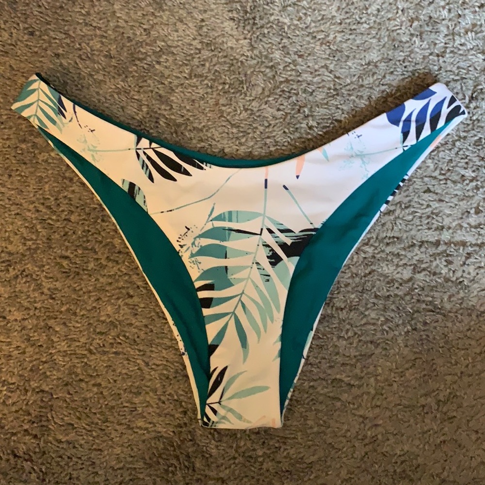 Cupshe bathing suit bottoms
